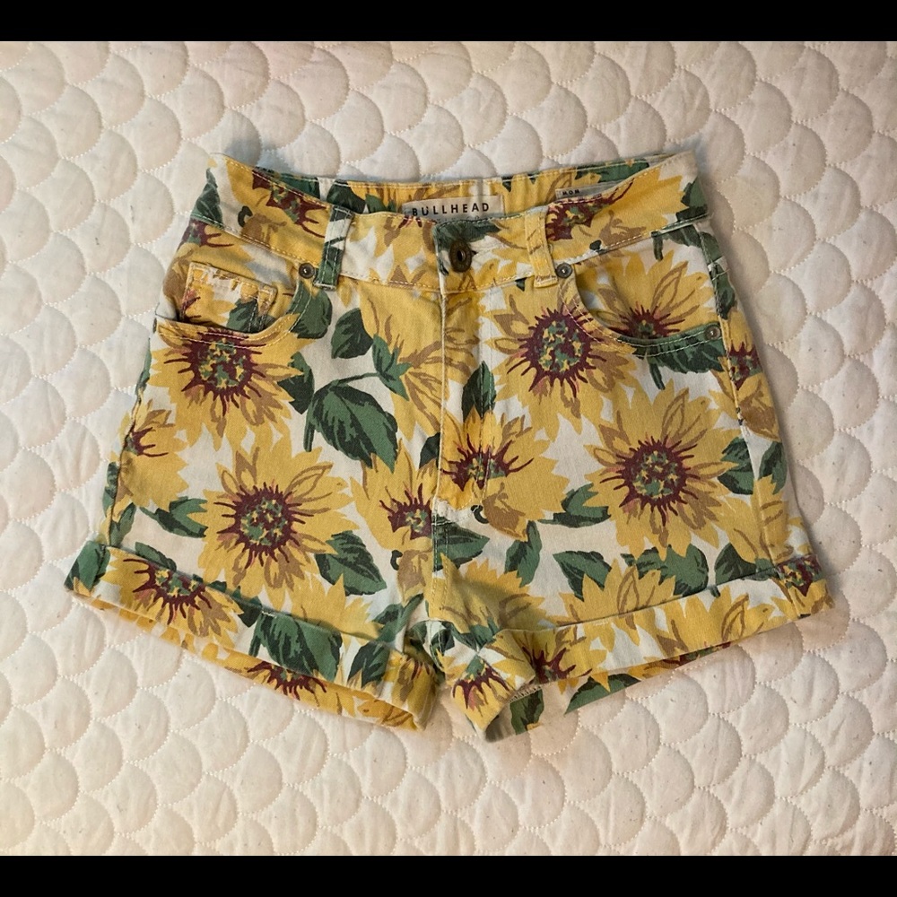 Bullhead denim sunflower shorts